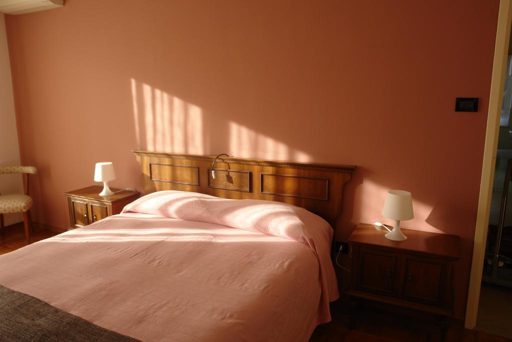 B&B Beatrice Rávena Habitación foto